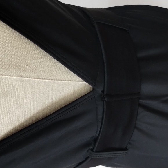 NWOT Black one piece swimsuit, plunge neckline, belted waistline, high on hip - Picture 4 of 12